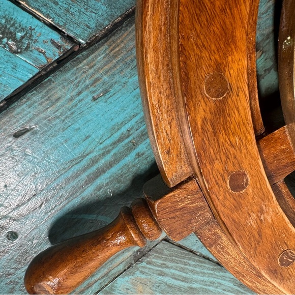 Vintage Large Wooden/brass Ships Wheel Quartz Wall Clock Nautical - Picture 8 of 11